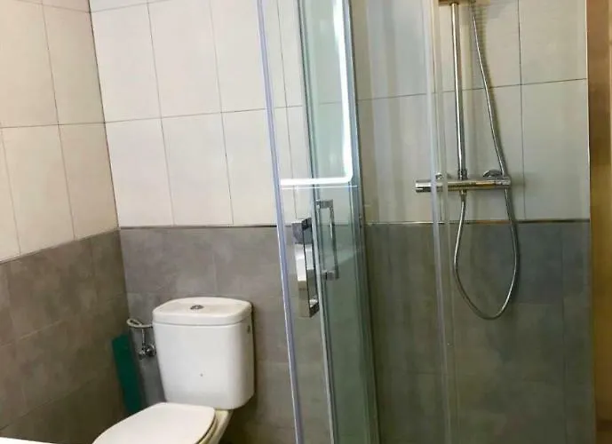 48 شقة